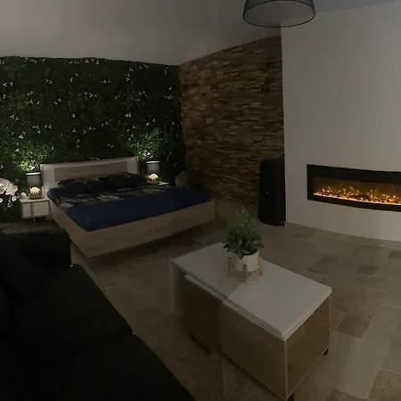 Unique 3 Centre Equestre & Snack Apartament Vic-le-Comte