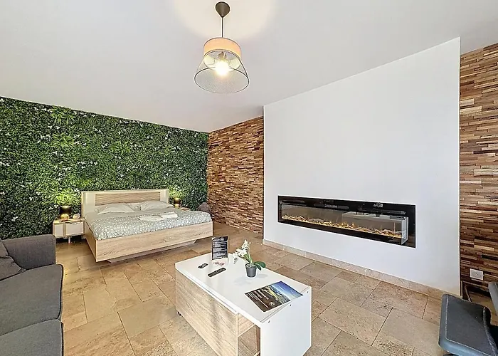 Unique 3 Centre Equestre & Snack